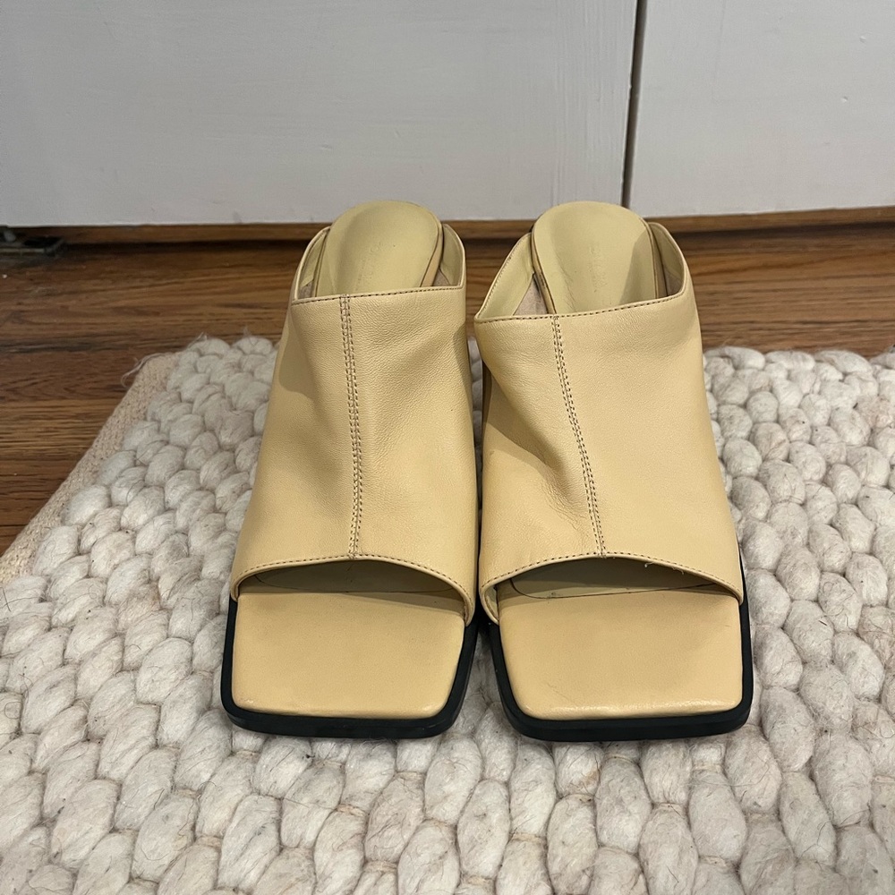 Tony Bianco leather Heels